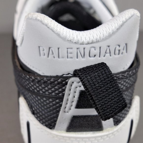 Balenciaga 37 Drive Sneakers Flats Low Top New - Picture 10 of 12